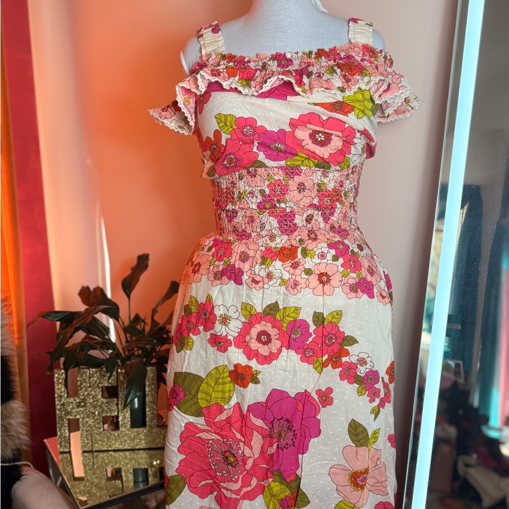 2 Piece Floral Ruffle Set w/ Pockets